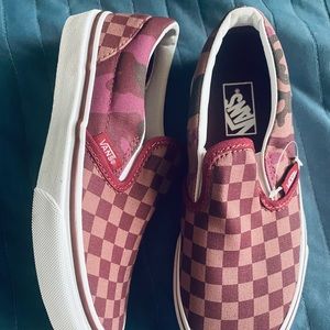 Slip on VANS. Color: wine, plum. Size 1.
